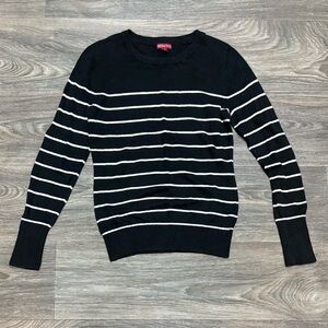 Super Soft, Cute Light Knit Sweater